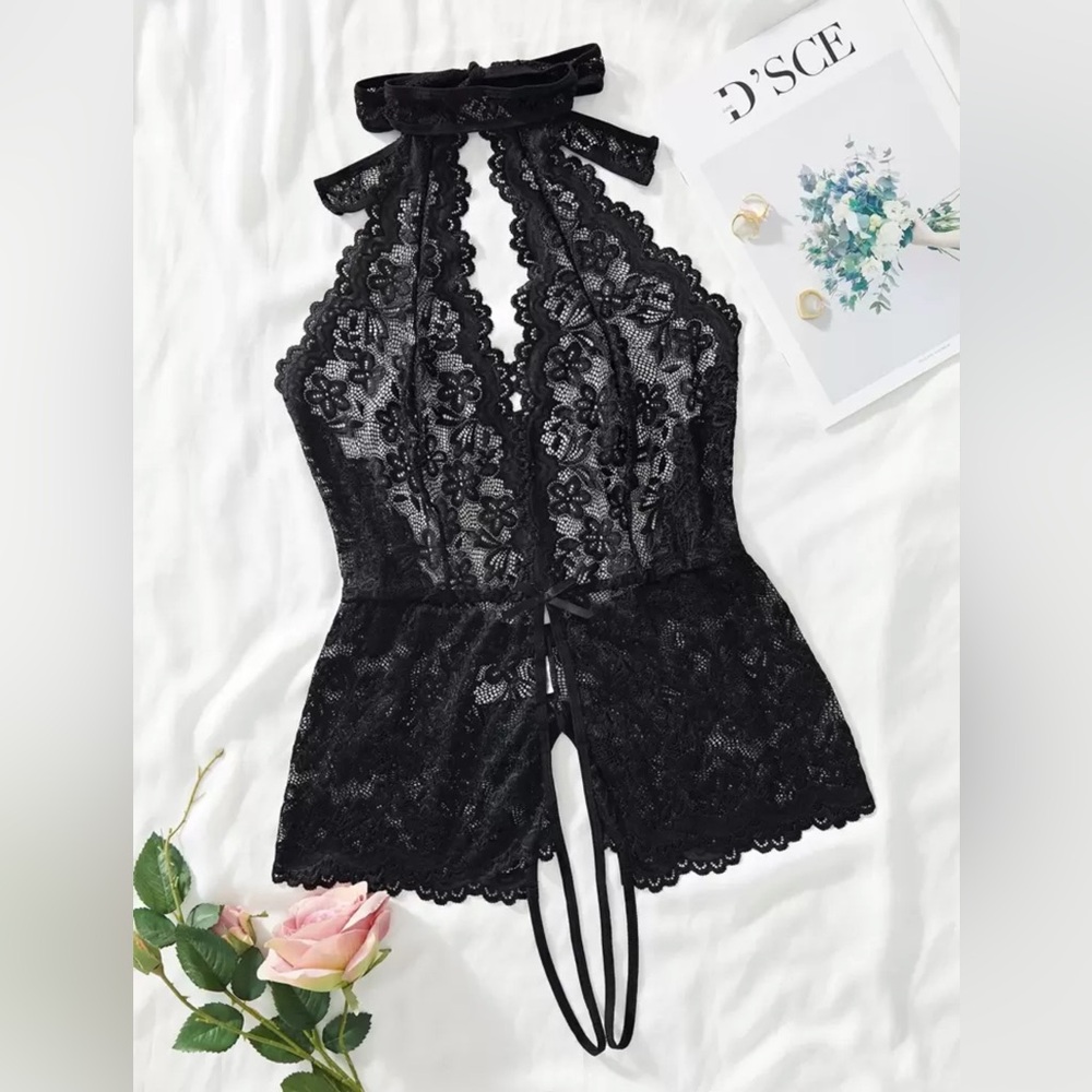 🆕 Black Floral Lace Halter Crotchless Lingerie /Bodysuit / Teddy